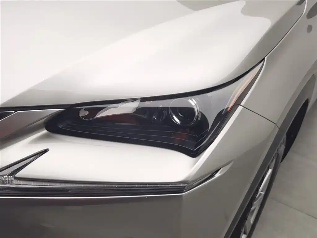 Lexus NX 2015 200 FWD Premium фото 7