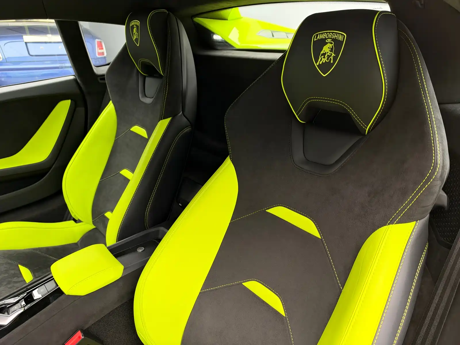 Фото 6 - Lamborghini Huracán
