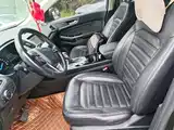 Фото 16 - Ford Edge