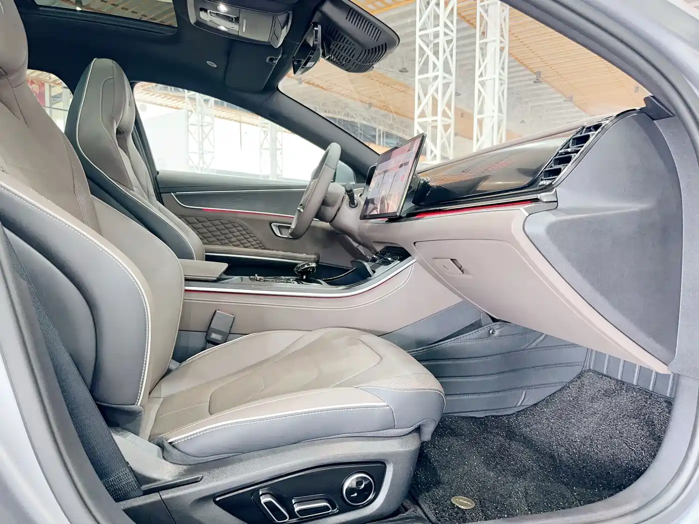 BYD Han 2022 DM-i 121KM Premium Edition фото 16