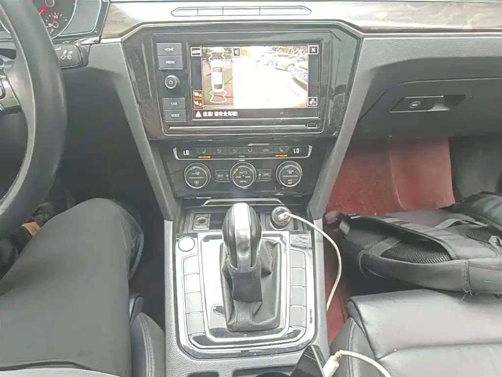 Volkswagen Magotan 2019 330TSI DSG Luxury Class China VI фото 14
