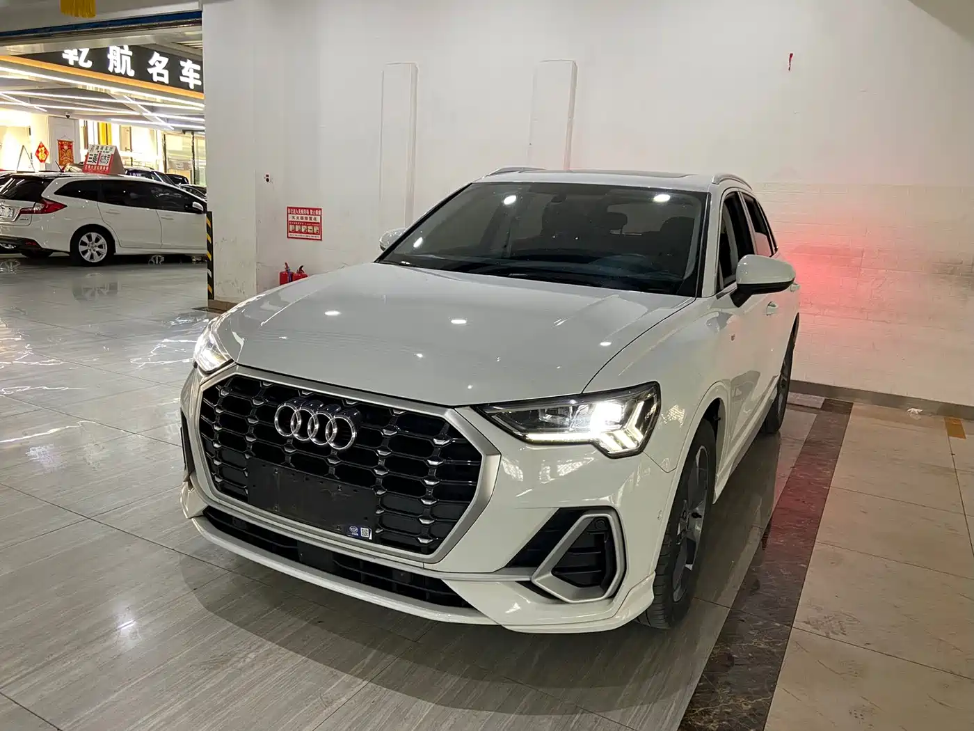 Audi Q3 2023 35 TFSI Fashion Dynamic (1.4T)