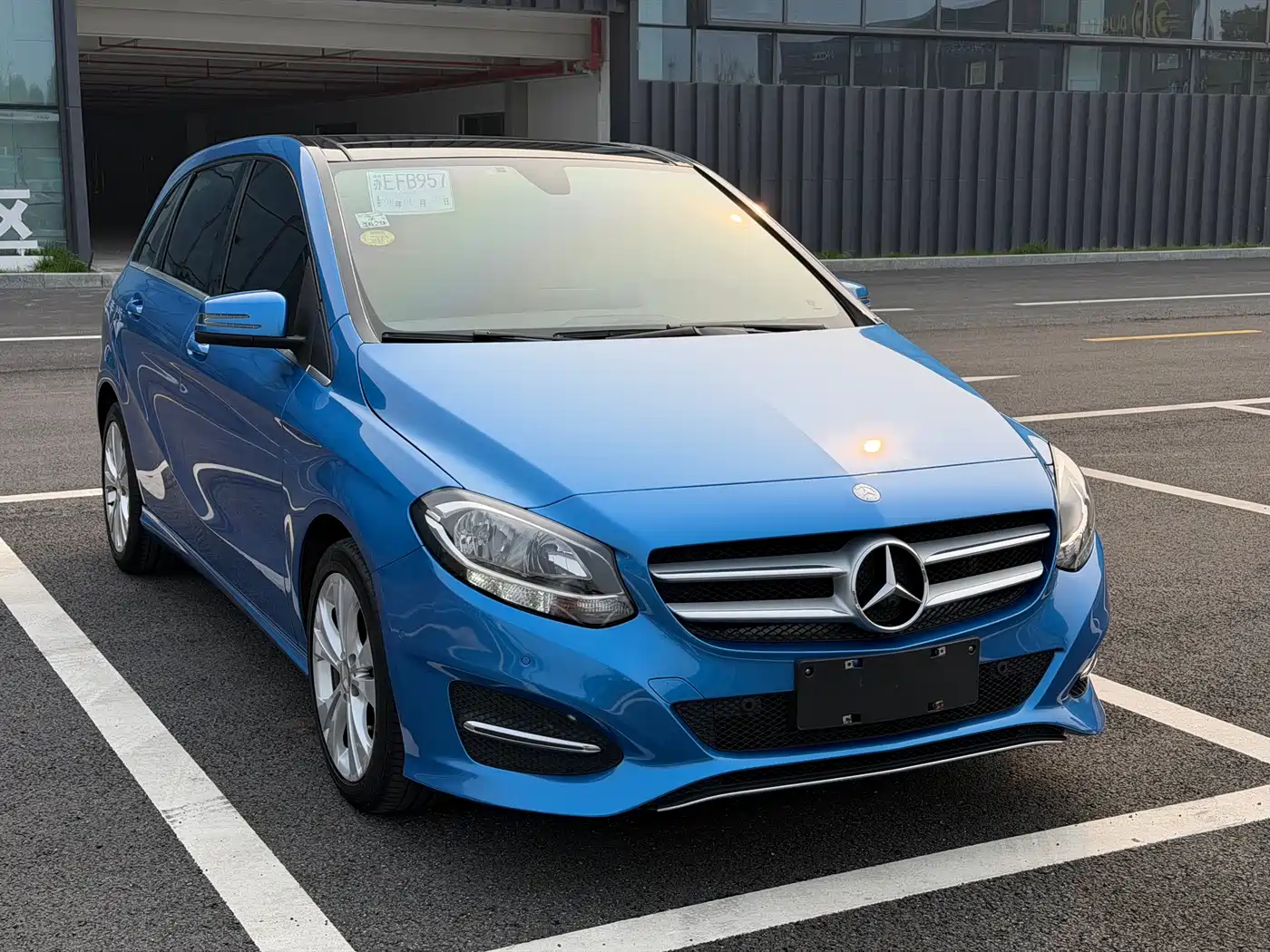 Mercedes-Benz B-Class 2017 B 200 Dynamic фото 4