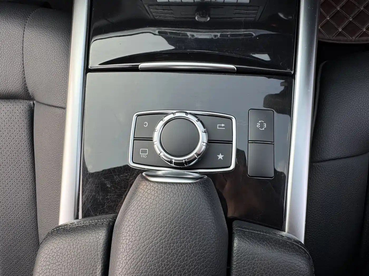Mercedes-Benz E-Class 2015 E 260 L Sport фото 19