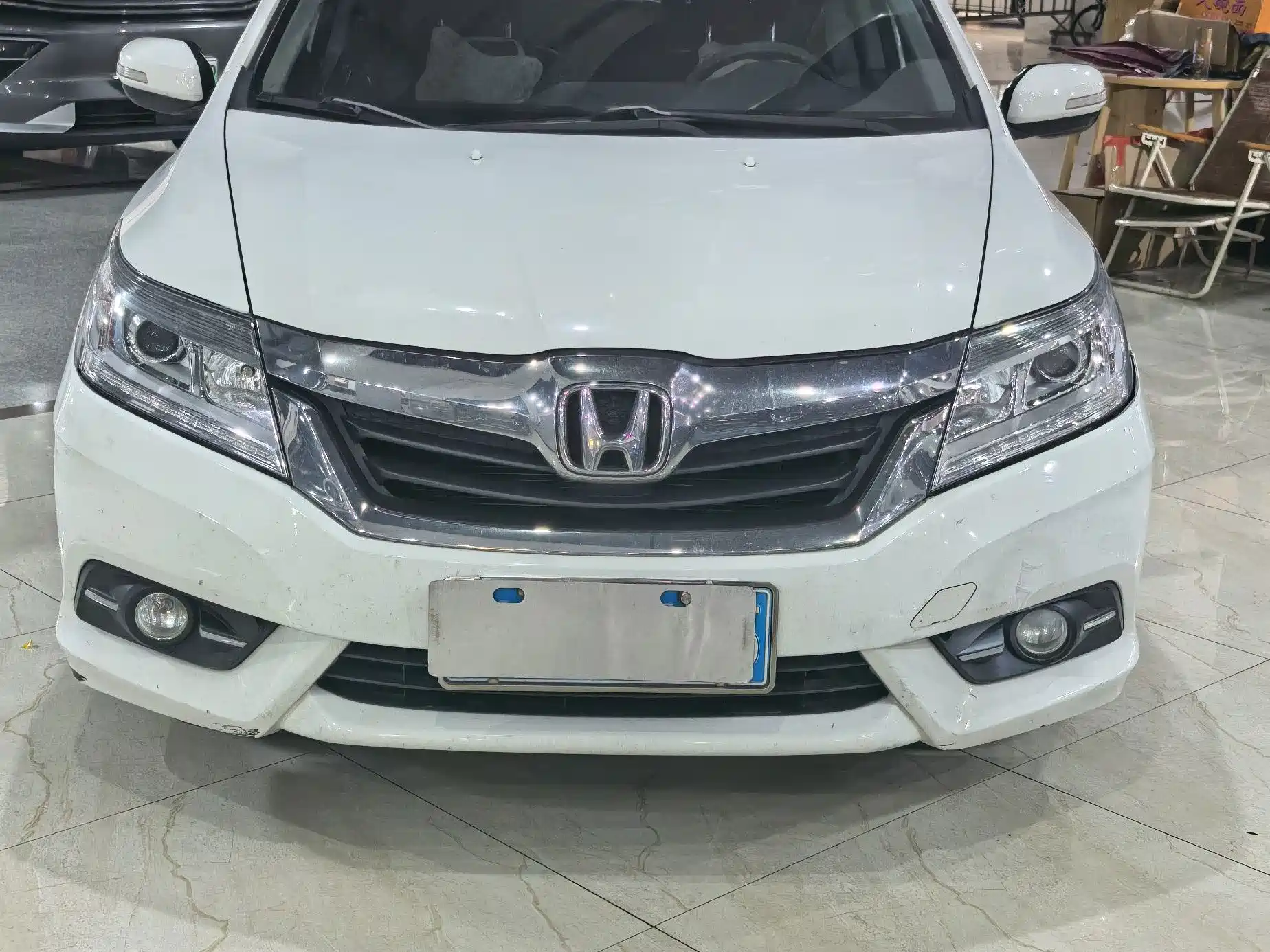 Photo 2 - Honda Crider