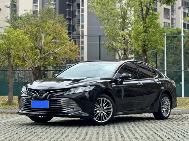 Toyota Camry 2019 Hybrid 2.5HG Luxury Edition China V