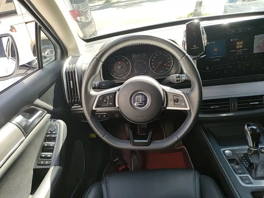 Photo 11 - BYD Tang