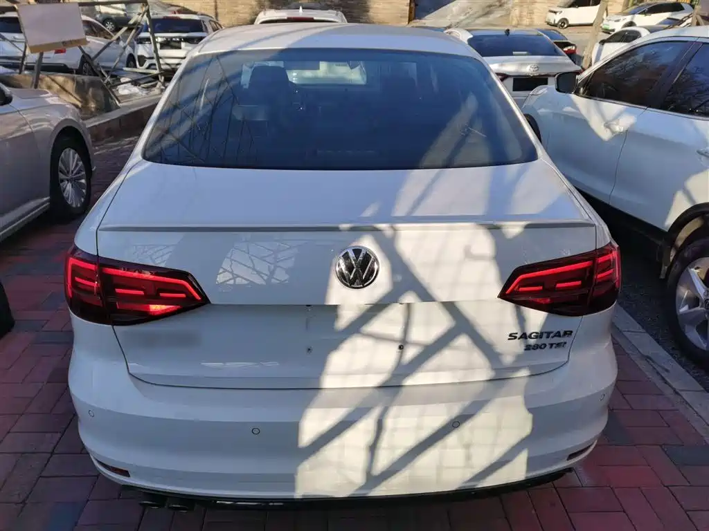 Volkswagen Sagitar 2016 280TSI Automatic R-Line фото 22