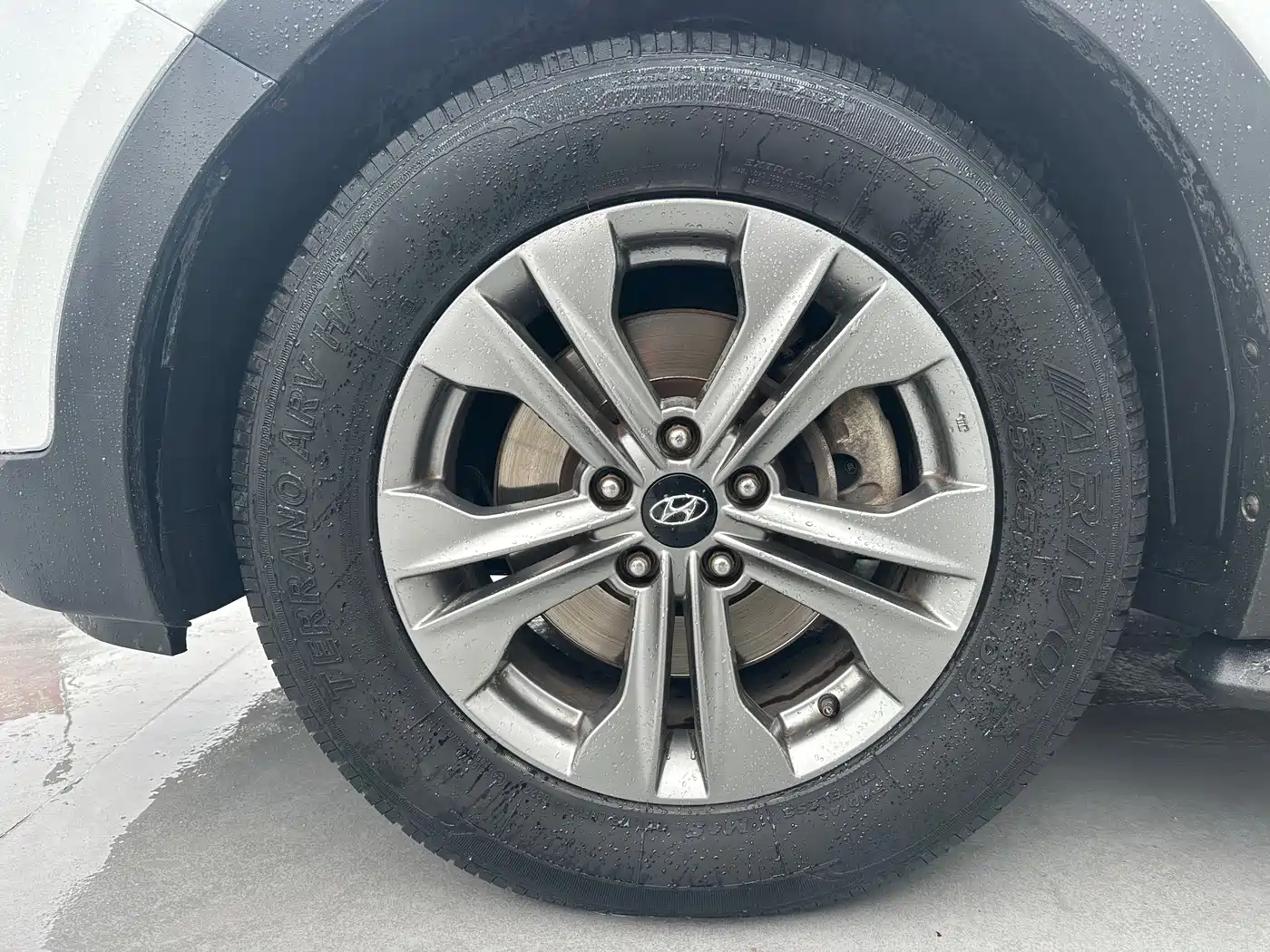 Hyundai Santa Fe 2015 2.0T Automatic 2WD Smart 5-Seater фото 17