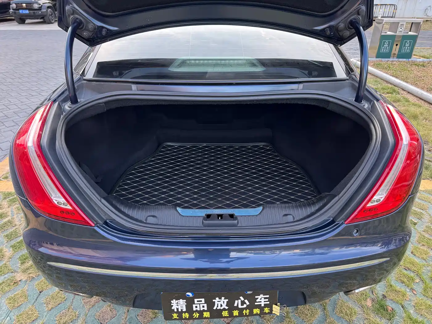 Jaguar XJ 2014 2013 XJL 3.0 SC Cambridge Limited Edition