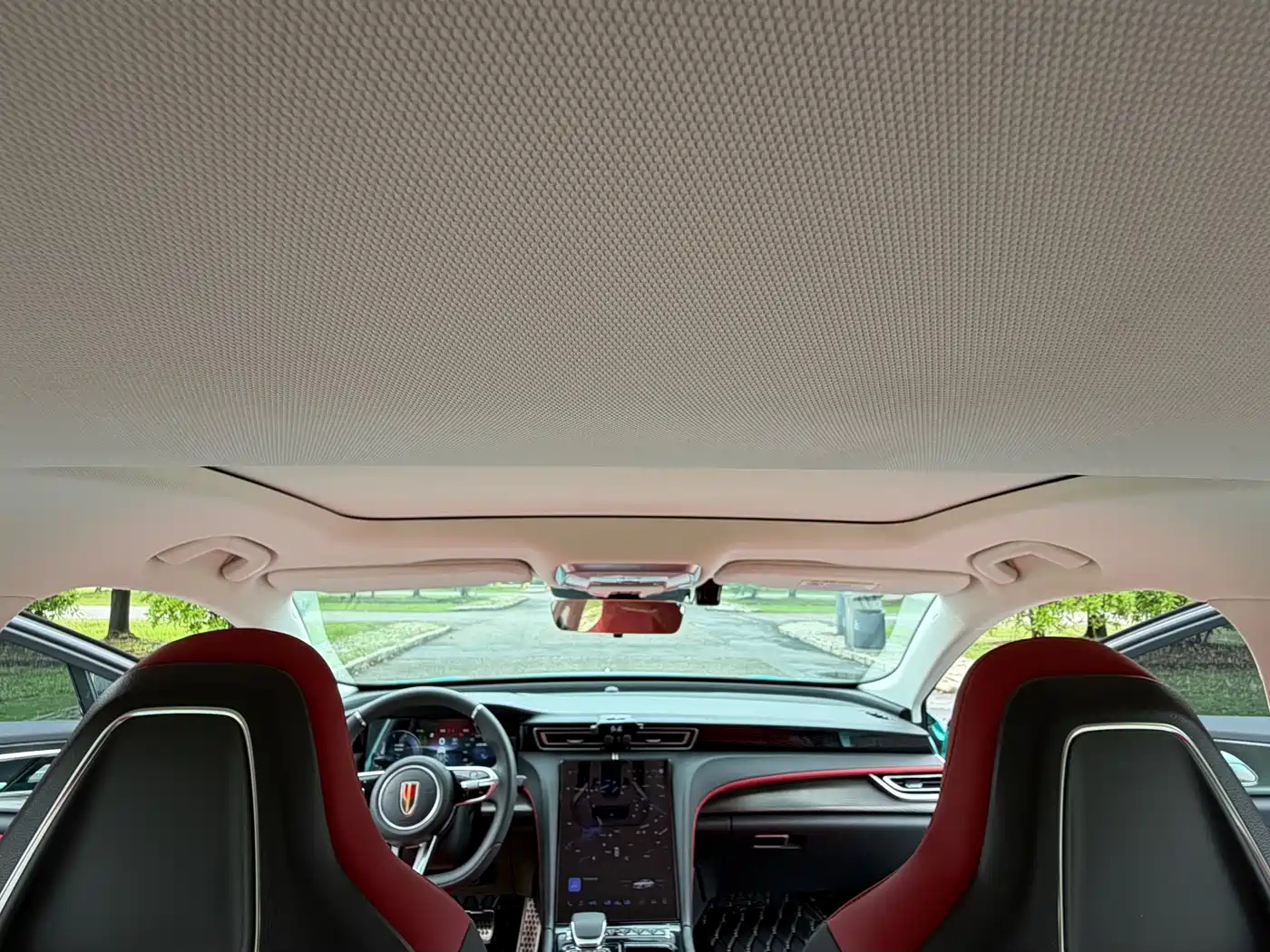 Hongqi H6 2024 Model 2.0T Elegance Edition фото 11