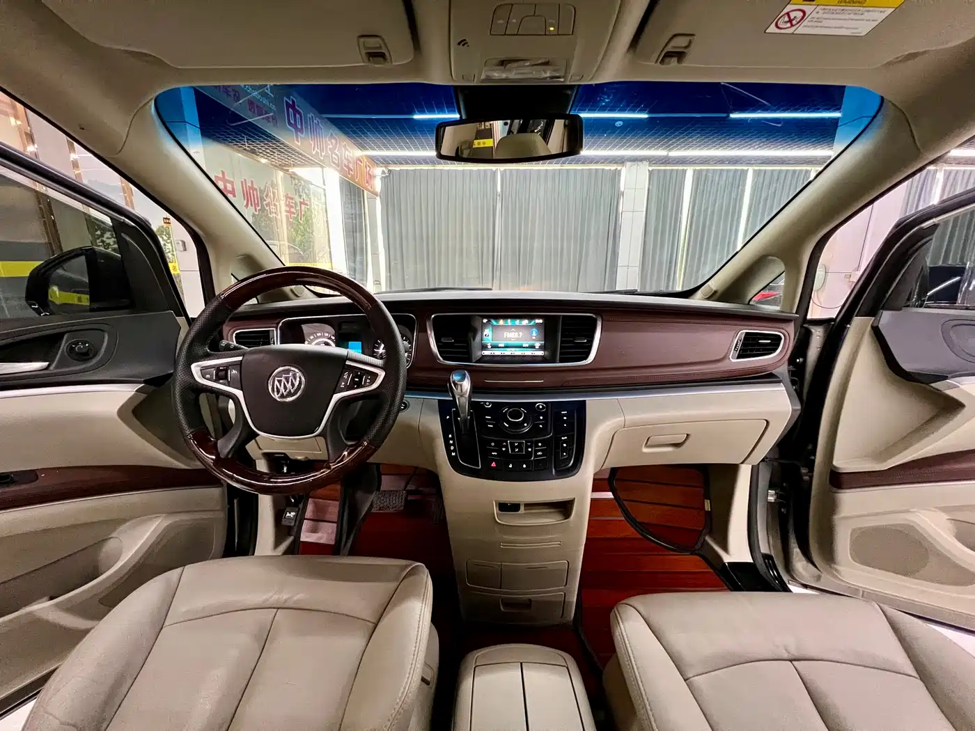Buick GL8 2017 25S Luxury China V фото 16