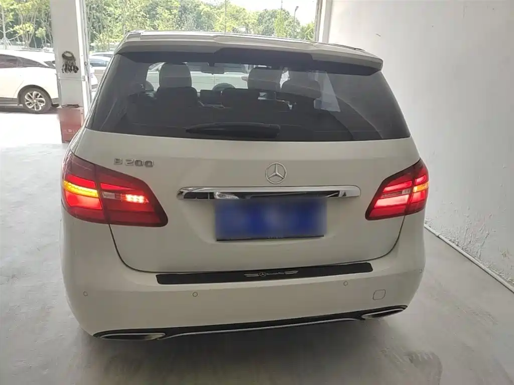 Mercedes-Benz B-Class 2017 B 200 Style фото 6