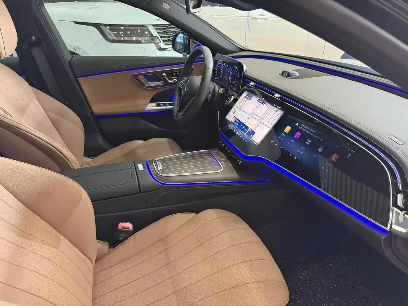 Mercedes-Benz E-Class 2025 E 300 L Luxury фото 6