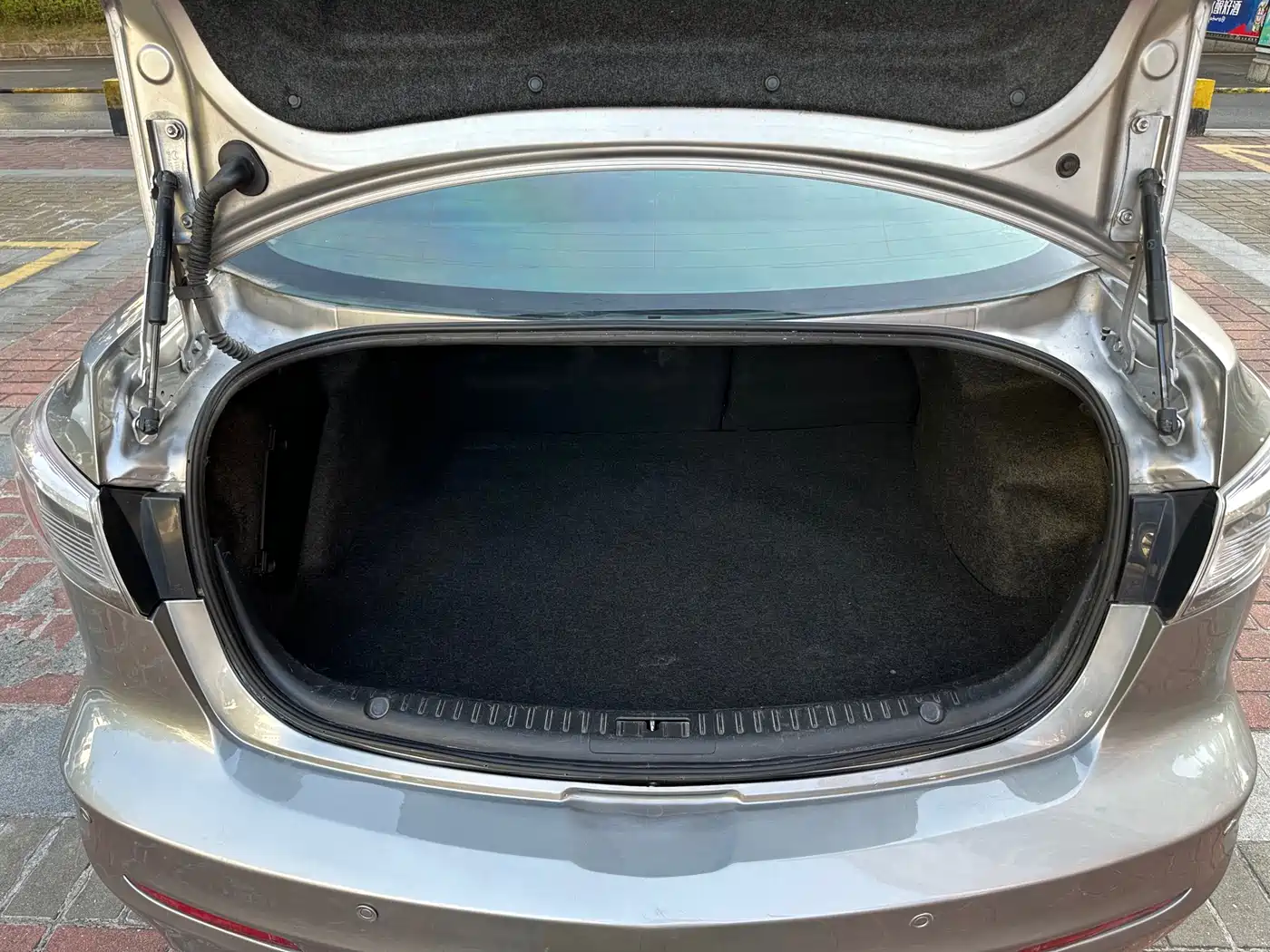 Mazda Mazda3 Axela 2011 2011 Sedan 1.6L Automatic Comfort