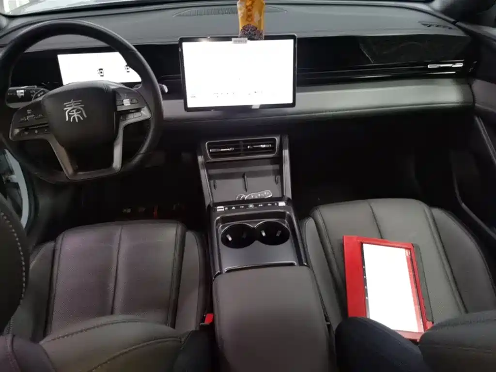 BYD Qin L 2025 EV 470KM Leading Edition фото 10