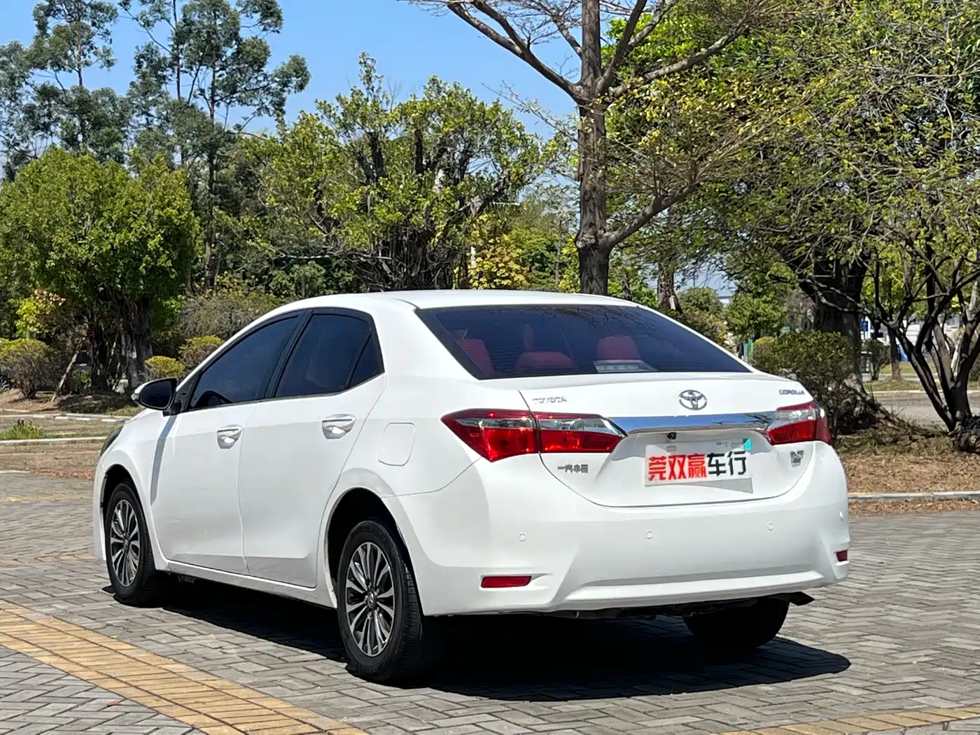 Toyota Corolla 2017 Facelift 1.2T S-CVT GL фото 5