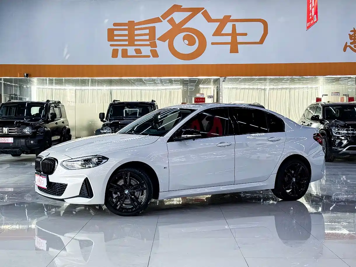 BMW 1 Series 2023 125i M Sport Shadow Edition