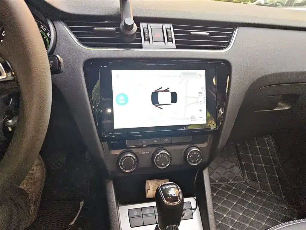 SKODA OCTAVIA