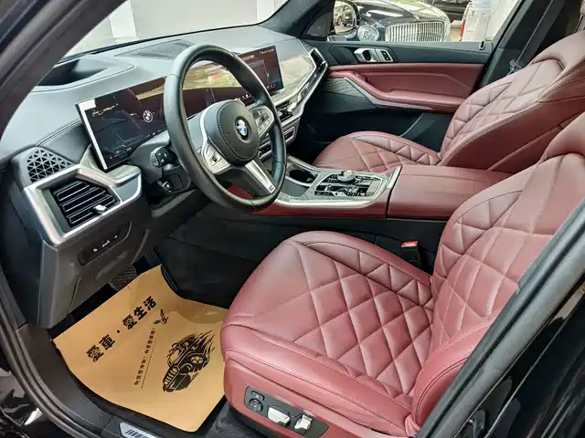 BMW X5 2023 xDrive 40Li M Sport Package — фото 5