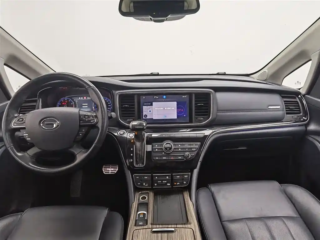 GAC Trumpchi Trumpchi M8 2020 Pilot 390T Ultimate Edition фото 5