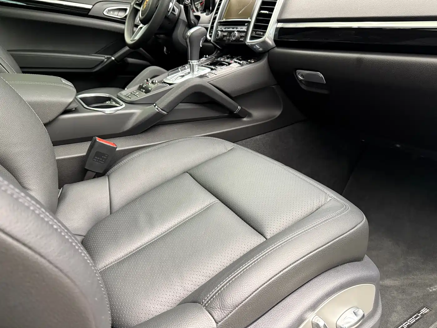 Porsche Cayenne 2015 Cayenne 3.0T фото 22
