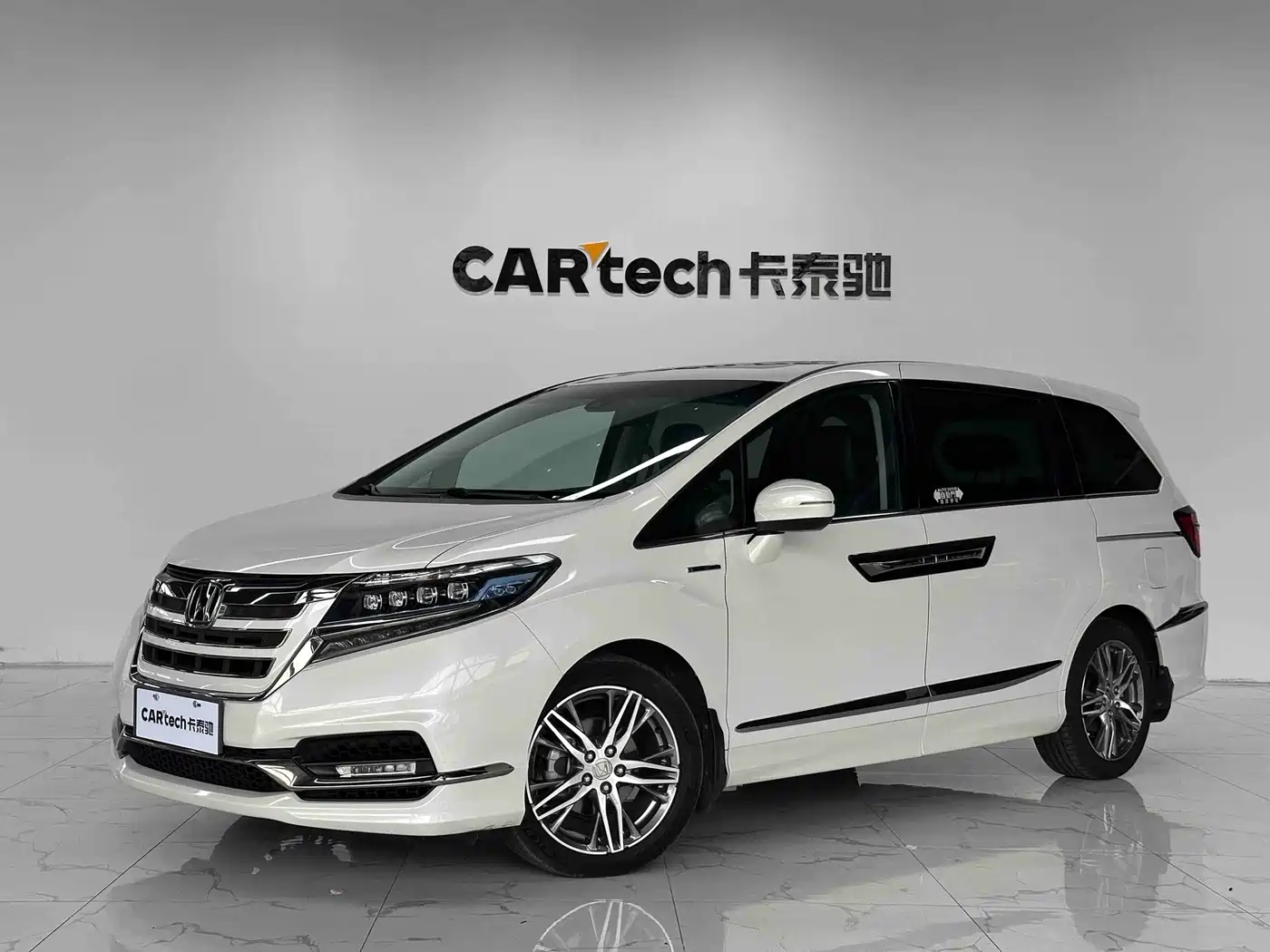 Honda Elysion 2019 2.0L Hybrid Luxury Edition