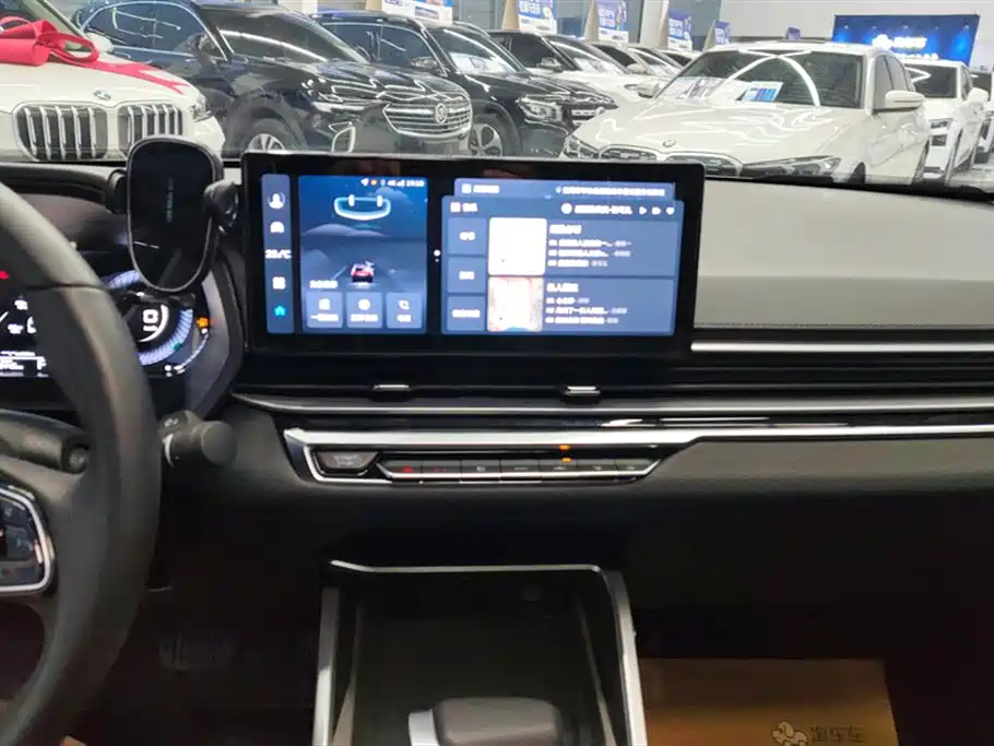 GEELY AUTOMOBILE EMGRAND