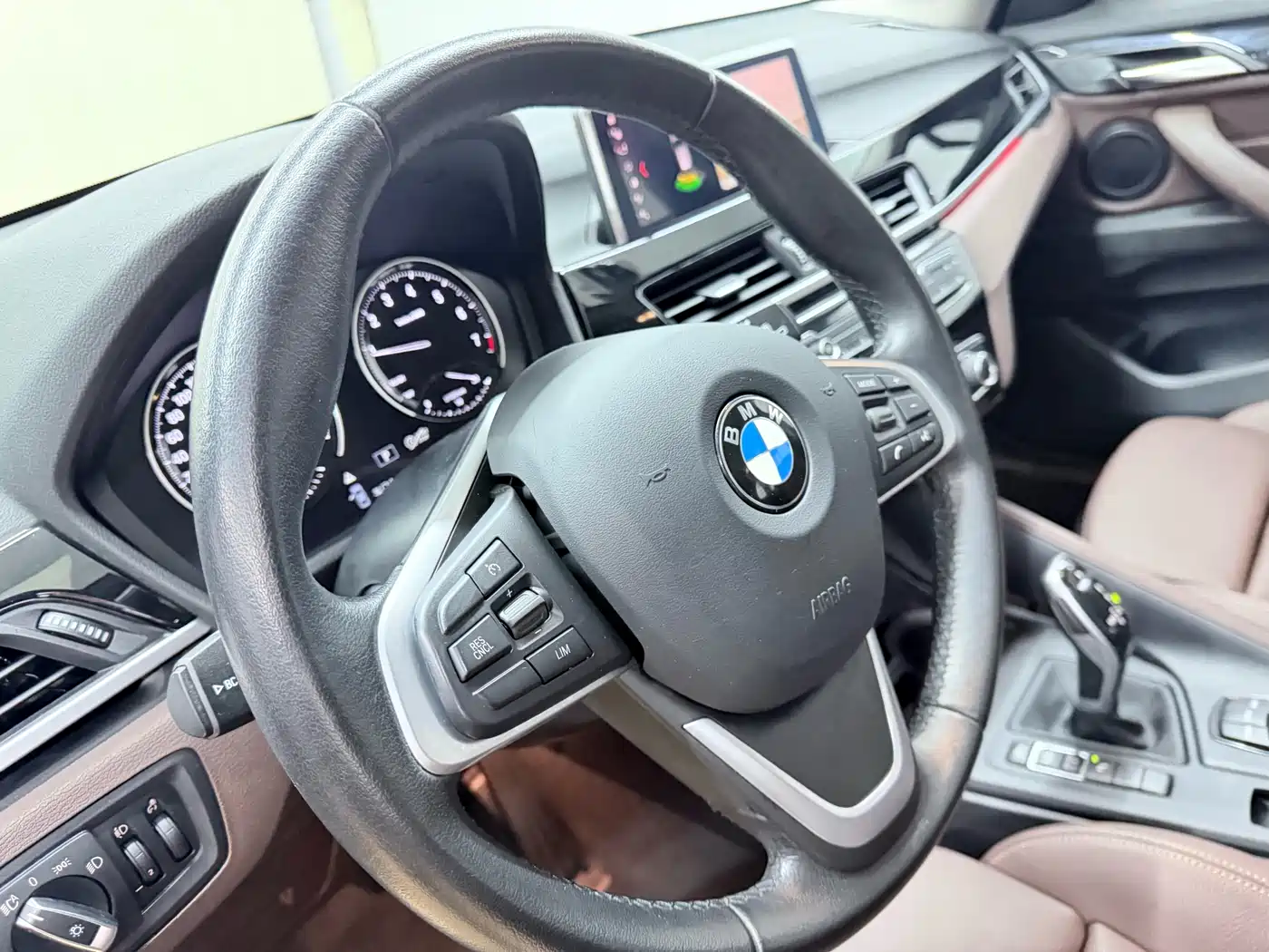 BMW X1 2020 sDrive20Li Fashion Model фото 15