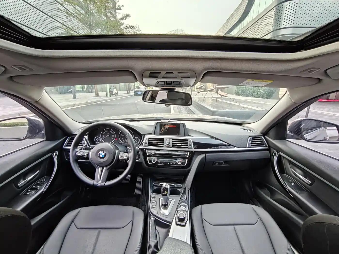 BMW 3 Series 2017 320Li Fashion фото 4