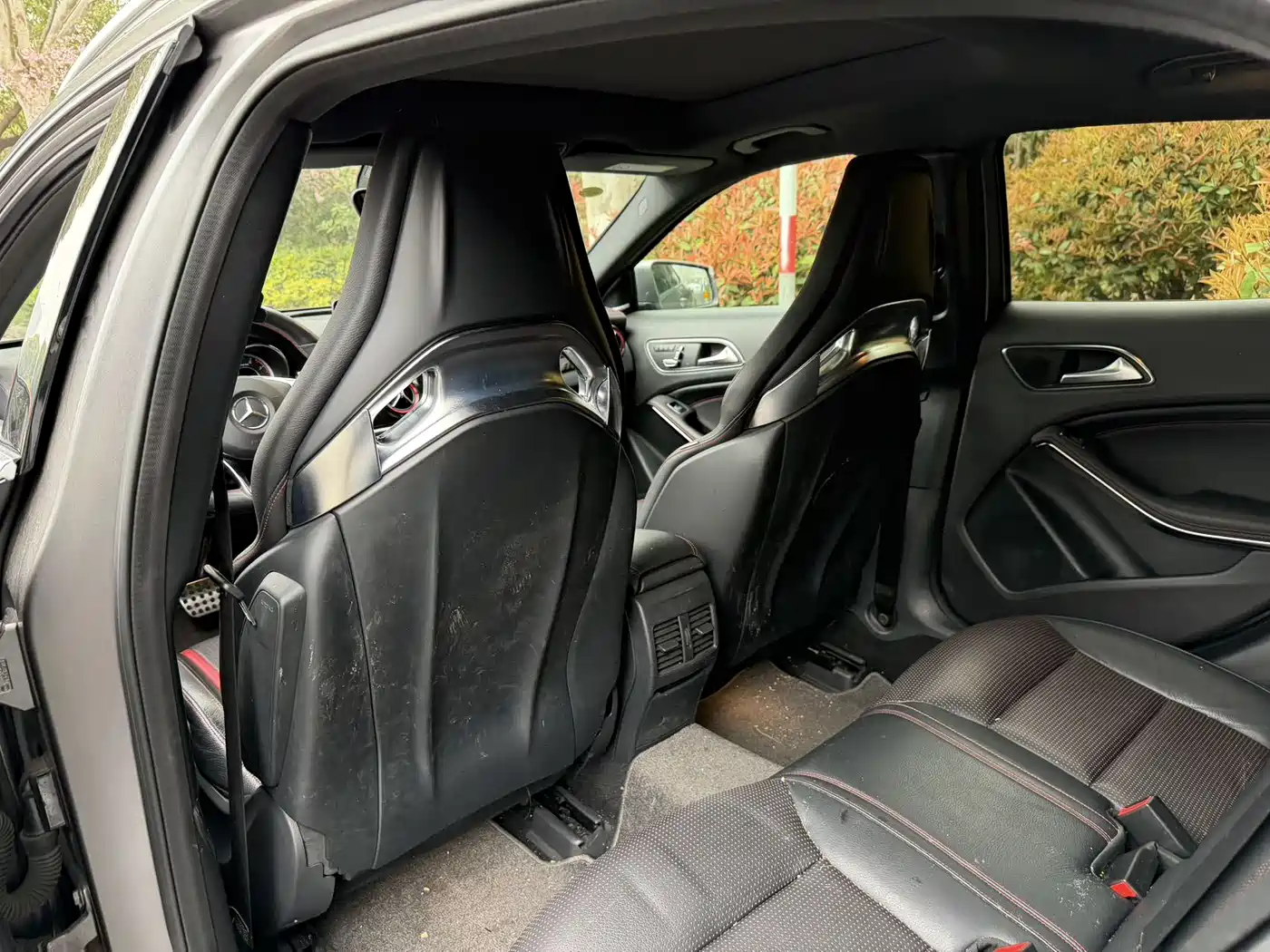 Mercedes-Benz GLA AMG 2017 AMG GLA 45 4MATIC фото 11