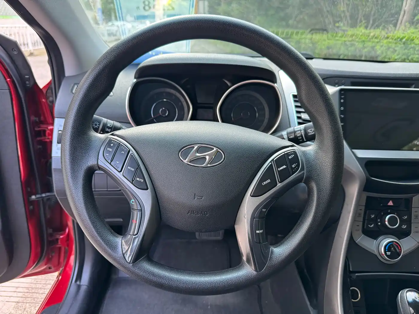 Hyundai Langdong 2015 1.6L Auto Premium фото 15