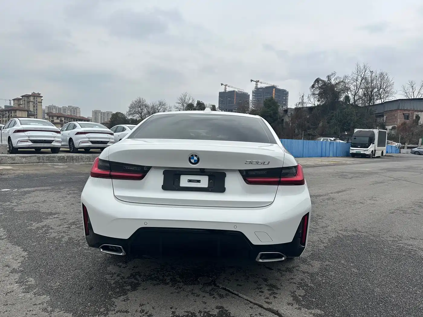 BMW 3-SERIES