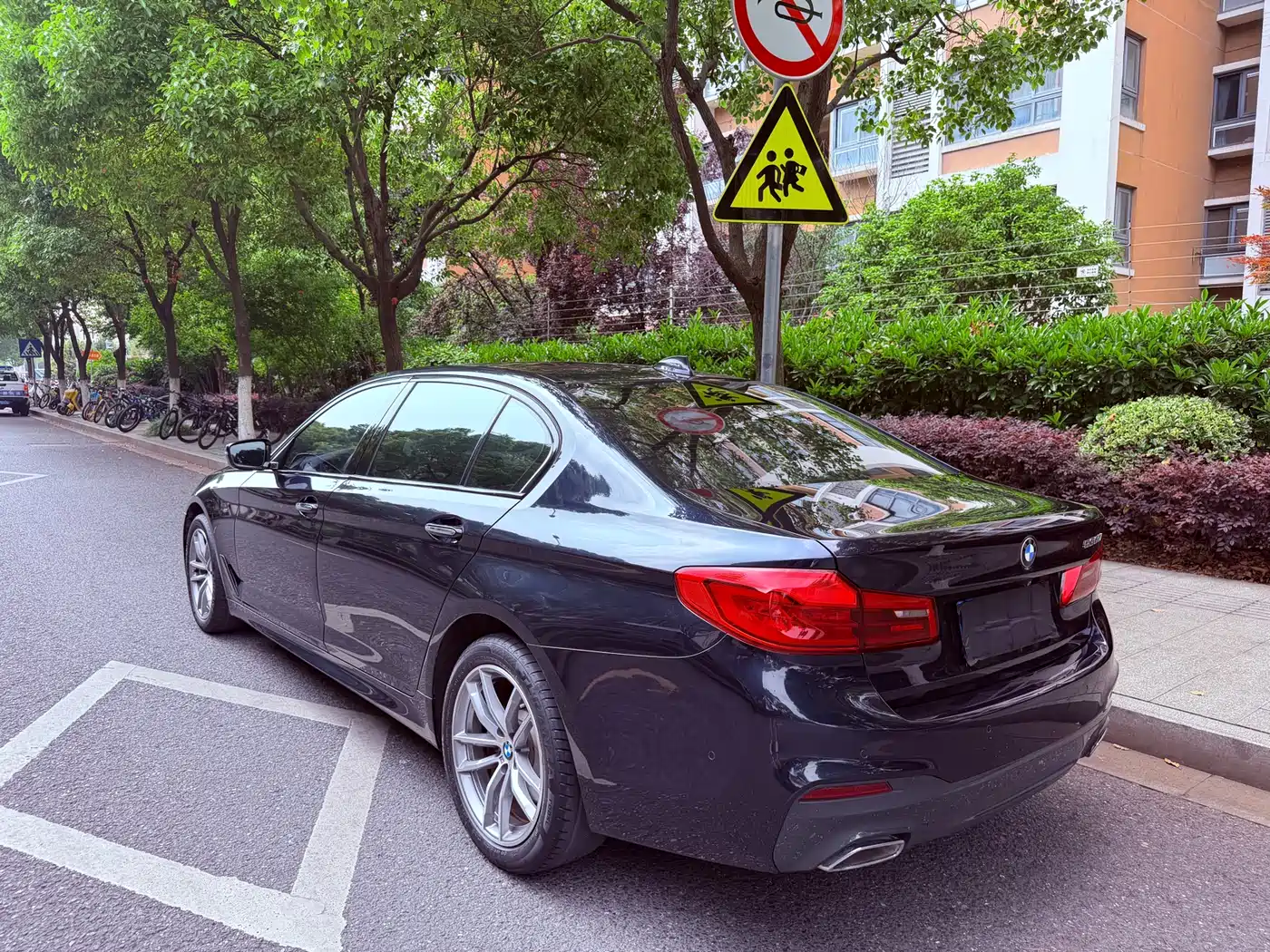 BMW 5 Series 2018 525Li M Sport Package фото 6