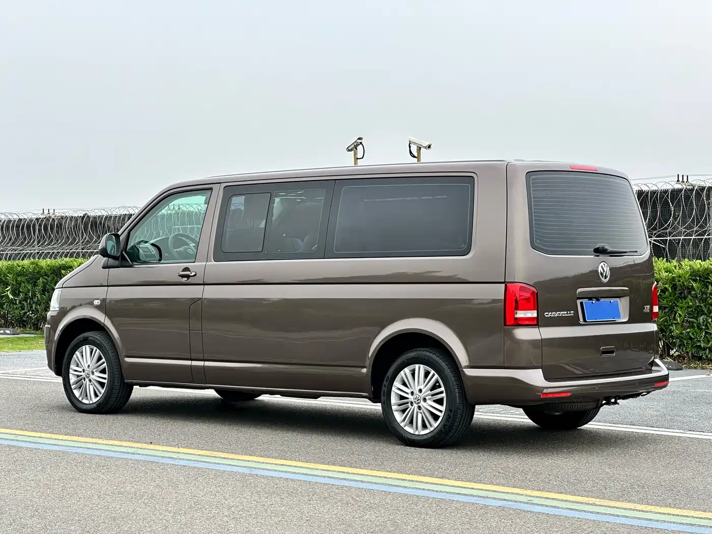 Volkswagen Caravelle 2014 2.0TSI 4WD Comfort Edition фото 6