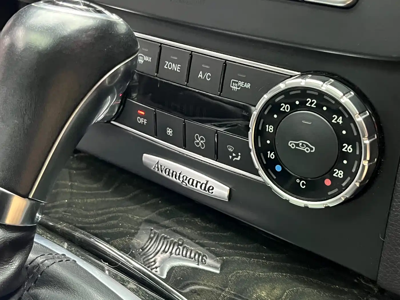 Фото 23 - Mercedes-Benz C-Class