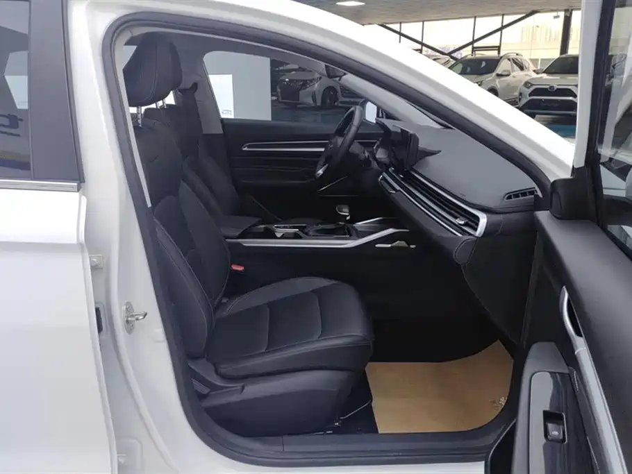 GEELY AUTOMOBILE EMGRAND