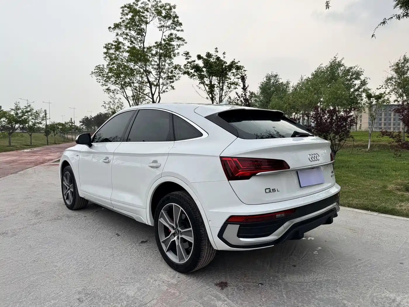 Audi Q5L Sportback 2021 45 TFSI Exclusive фото 9