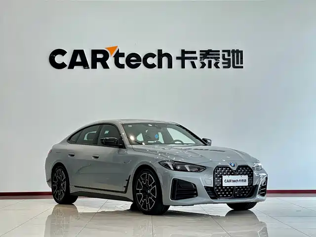BMW 4 Series 2024 430i Gran Coupe M Sport Shadowline Package — фото 3