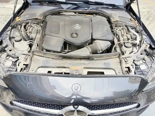 Mercedes-Benz C-Class 2022 Facelift C 200 L Sport — фото 3