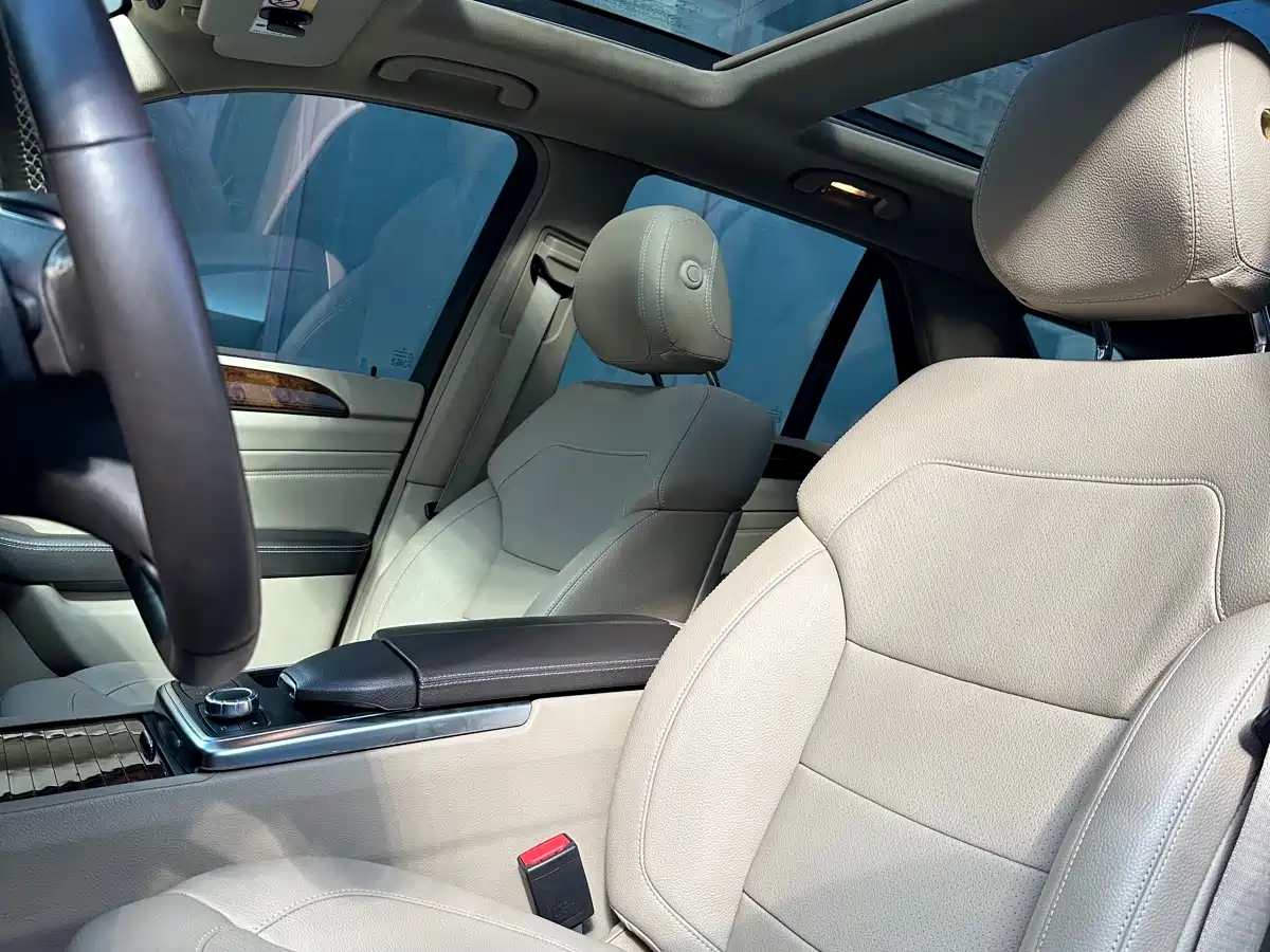 Mercedes-Benz M-Class 2015 ML 400 4MATIC Dynamic фото 6