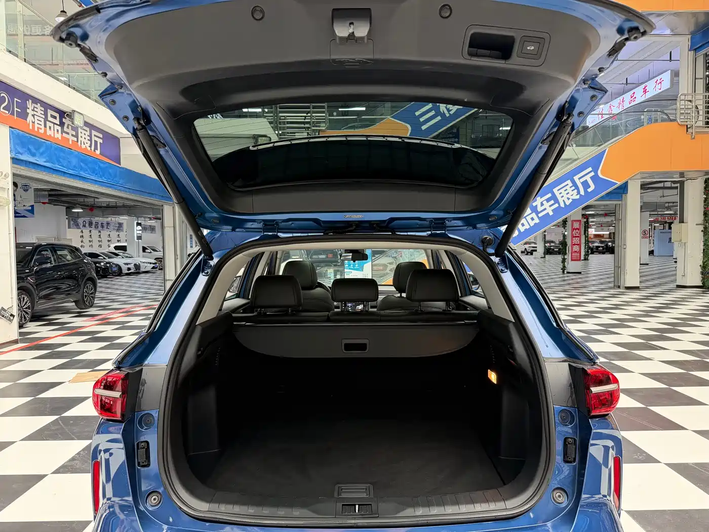 GAC Trumpchi Trumpchi GS4 PLUS 2021 270T Automatic Starlight Edition фото 16