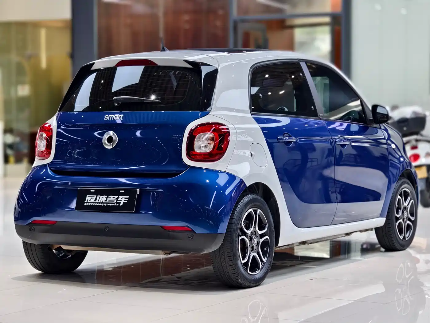 smart forfour 2017 2016 Model 0.9T 66kW Pioneer Edition