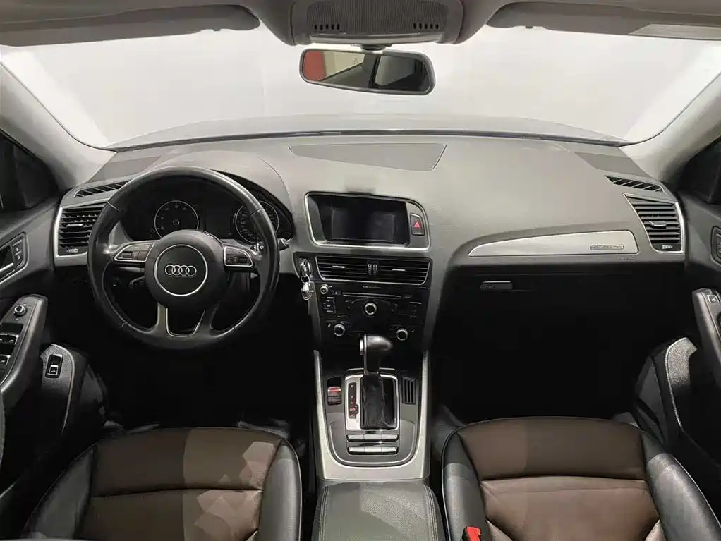 Audi Q5 2016 40 TFSI Technology Model фото 7