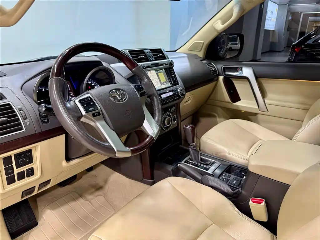 Toyota Prado 2014 4.0L Automatic VX NAVI фото 26