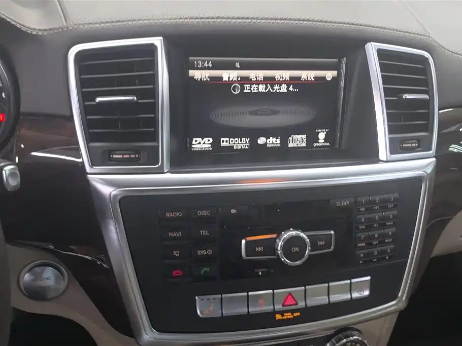 Mercedes-Benz M-Class фото 13