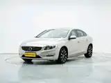 Фото 1 - Volvo S60