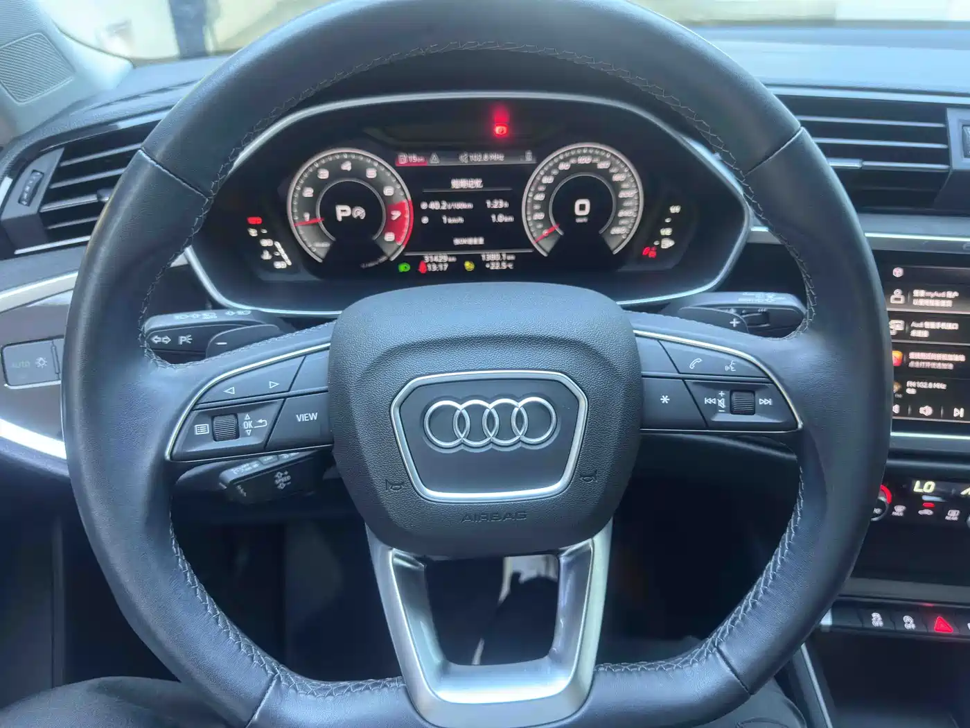 Audi Q3 2022 35 TFSI Fashion Dynamic фото 8