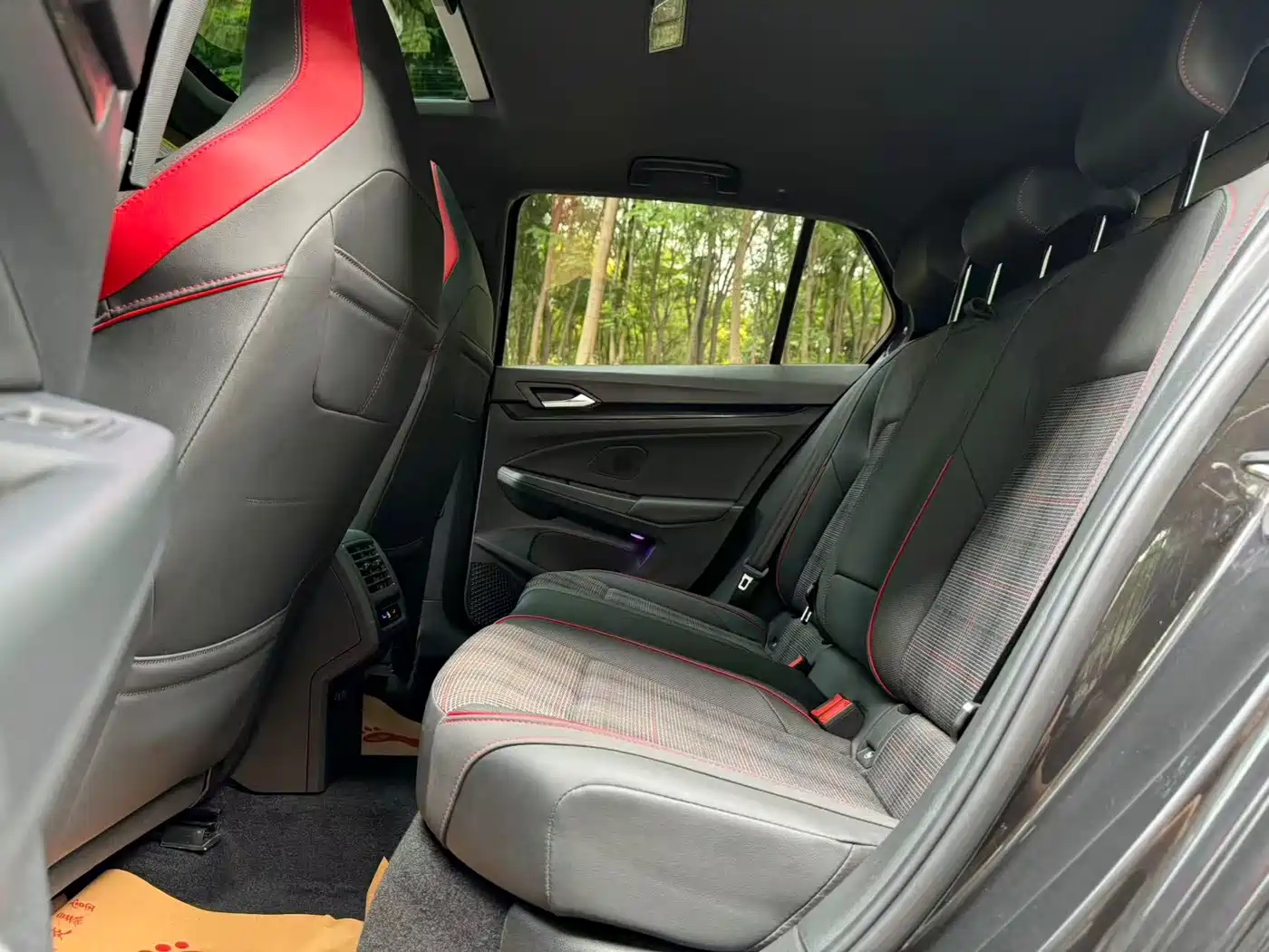 Volkswagen Golf GTI 2021 Facelift 380TSI DSG GTI фото 4