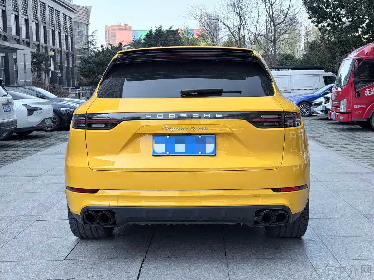 Фото 5 - Porsche Cayenne